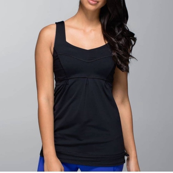 Black Run Tame Tank with Drawstring Hem Women’s 4 Lululemon Top - Picture 7 of 11
